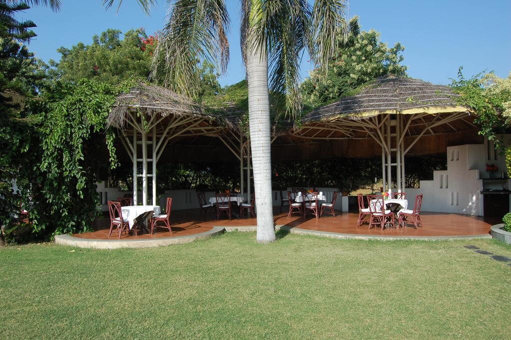 The Meadows Resort And Spa Аурангабад Екстериор снимка