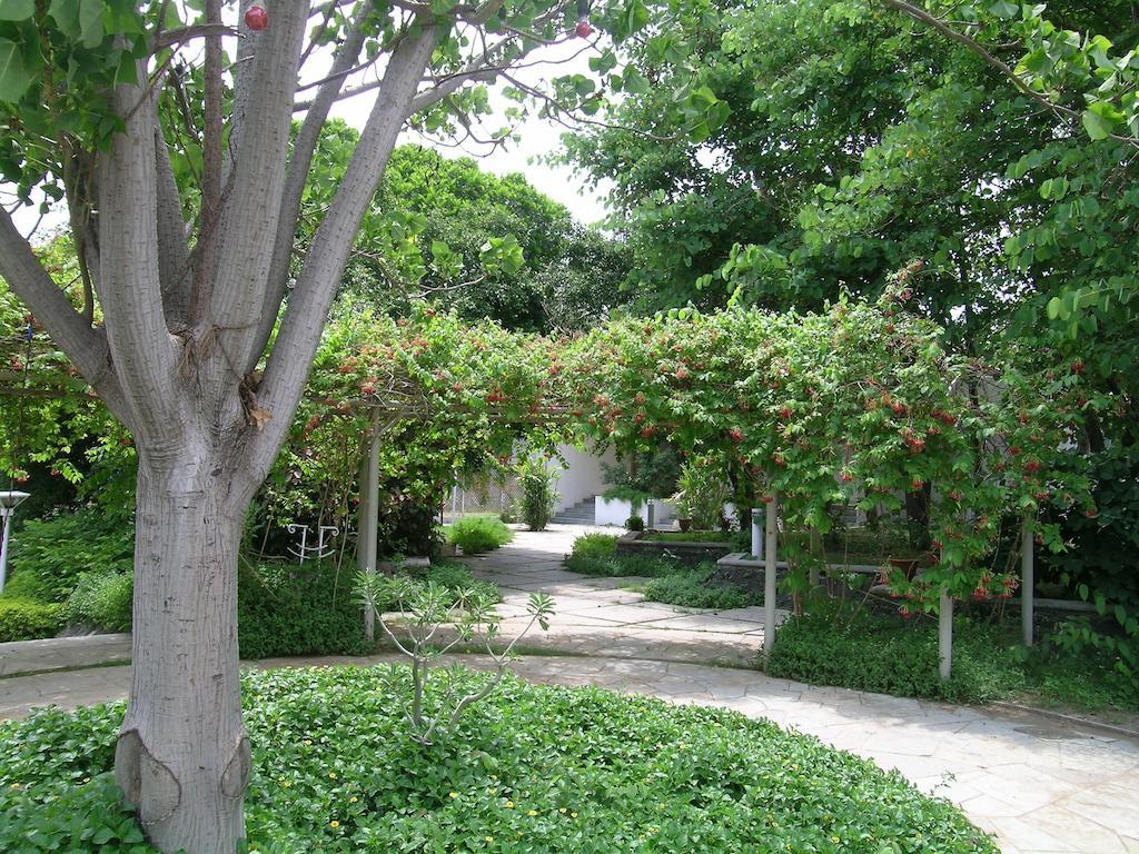 The Meadows Resort And Spa Аурангабад Екстериор снимка